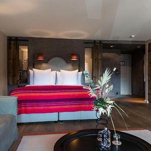 Elegance King Room